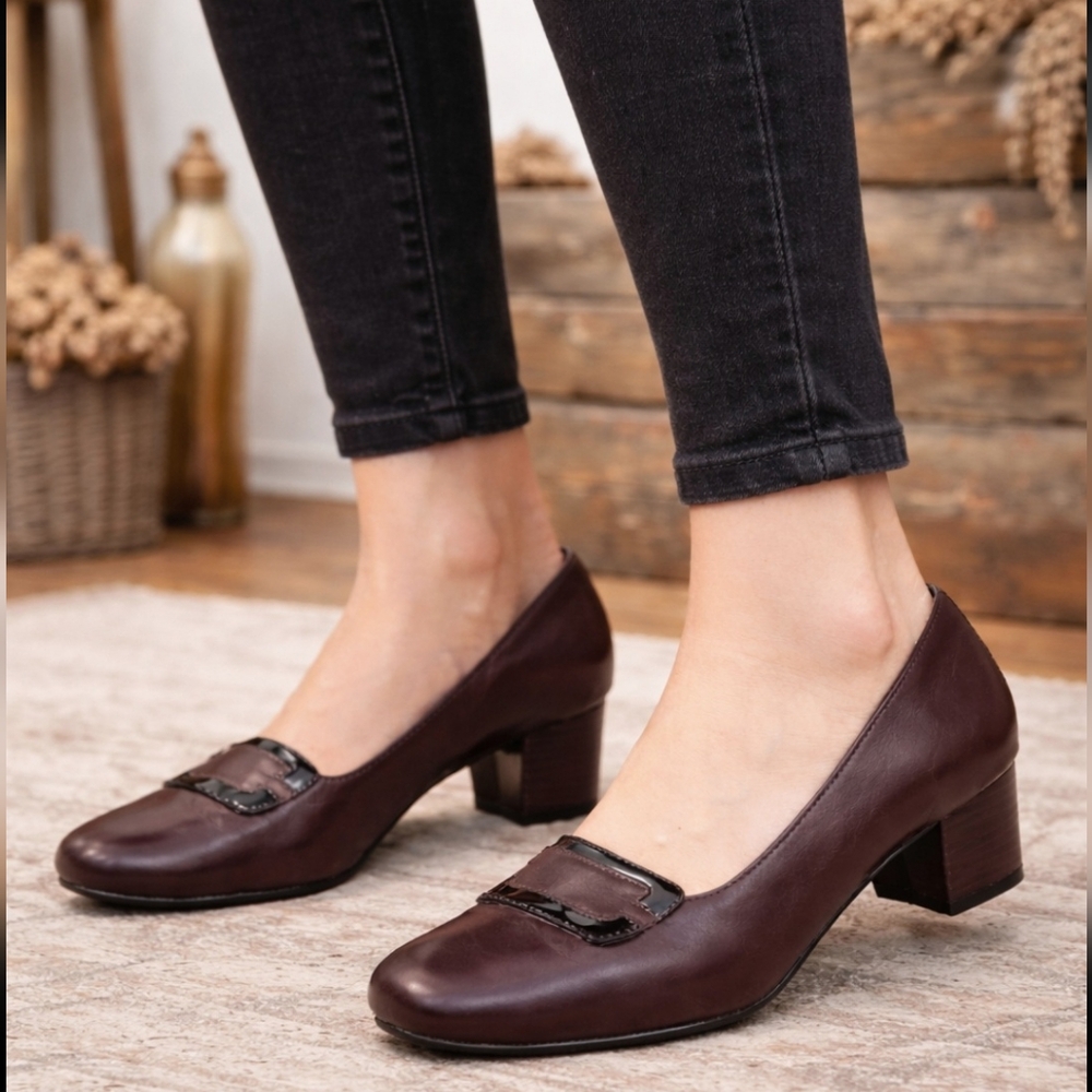Clarks Levee Delta Y2K Office Siren Revival Leather Block Heel Comfort Pumps 8N